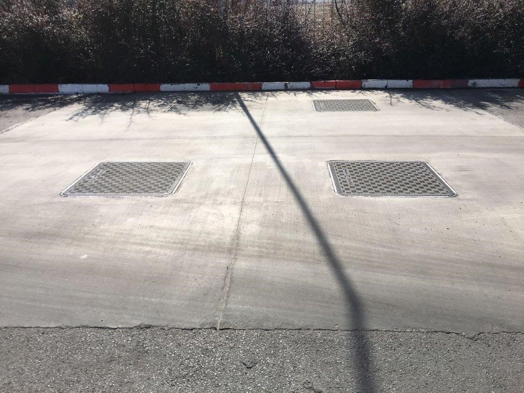 Fibrelite watertight manhole covers helped LUKOIL to eliminate water ingress